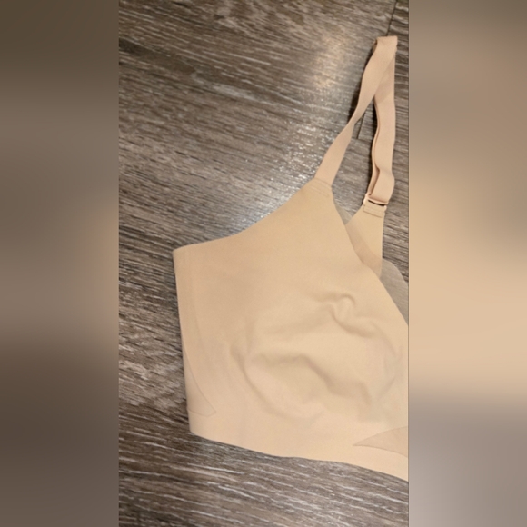 Honeylove Crossover V Neck Bra X Sand Nude Medium - Picture 7 of 12
